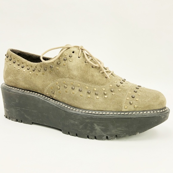 Stuart Weitzman Shoes - Stuart Weitzman Zealous Studded Platform Wingtip 7